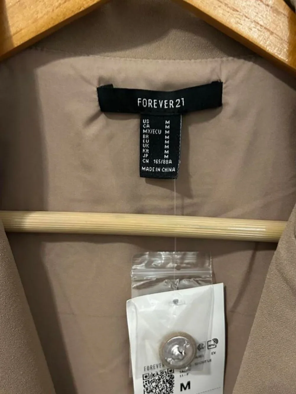 Forever 21 Women's Tan and Brown Jacket